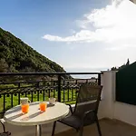 Sea View * Παλαιοκαστρίτσα